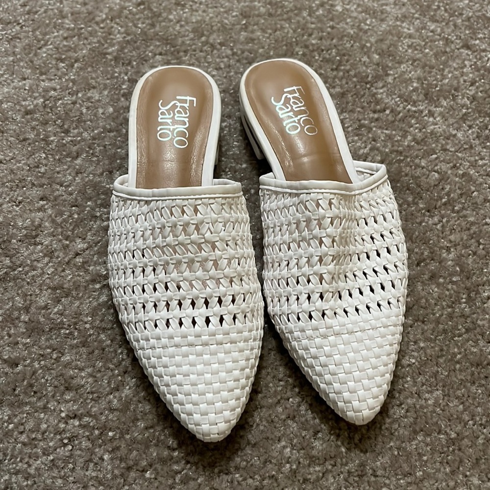Franco Sarto white mule flat size 5.5